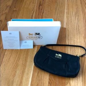 Coach clutch/wristlet